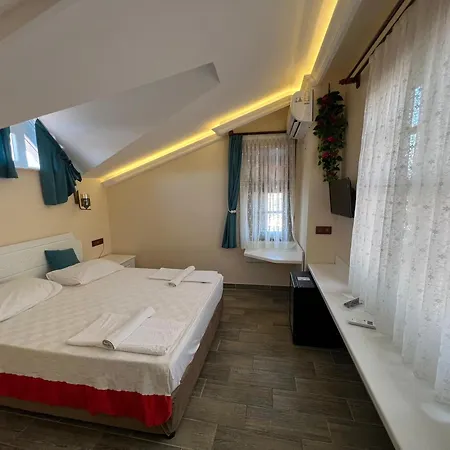 Hotel Kaliptus 2*