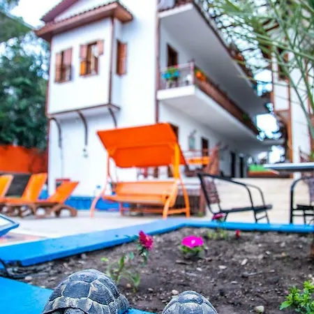 Kaliptus Hotel 2*