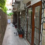 酒店 卡利普图斯酒店 2*